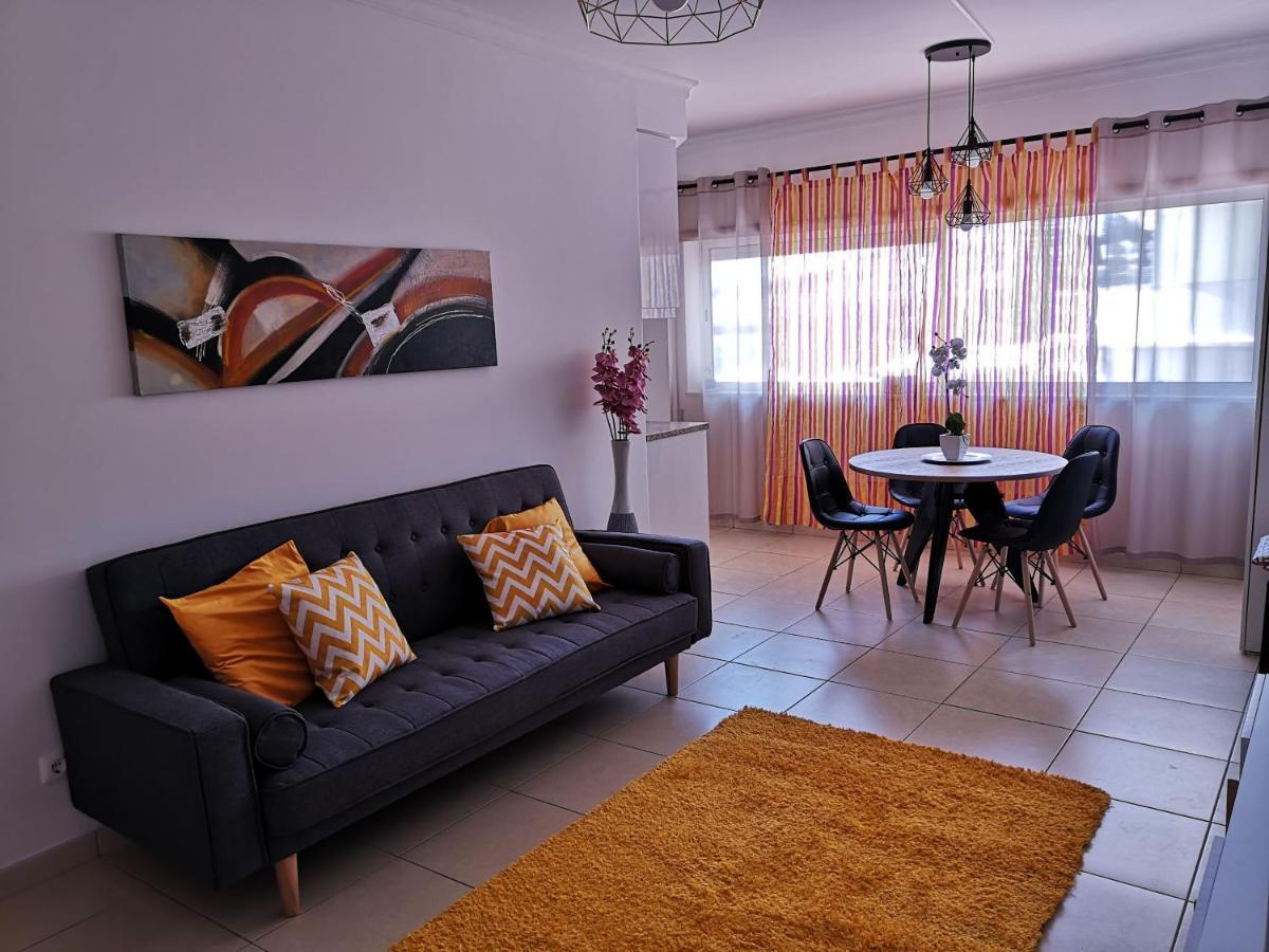 Armacao De Pera Praia Mar Sol Exterior foto